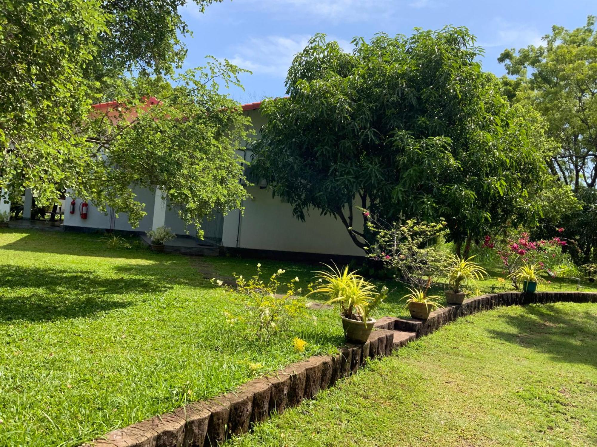 Nature Resort Polonnaruwa Exterior photo